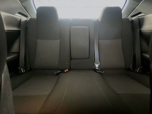 Used 2018 Dodge Challenger R/T image 26