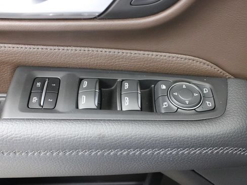 Used 2022 GMC Yukon Denali AWD/4WD image 18