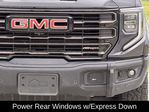 Used 2024 GMC Sierra 1500 AT4X image 11