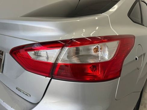 Used 2013 Ford Focus S image 31