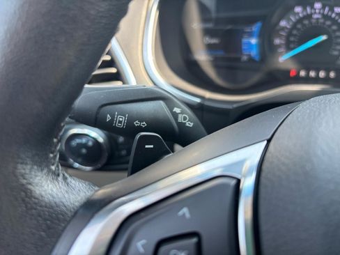 Used 2019 Ford Edge Titanium w/ Equipment Group 301A AWD/4WD image 16