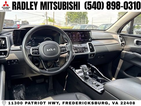 Used 2023 Kia Sorento SX FWD image 18