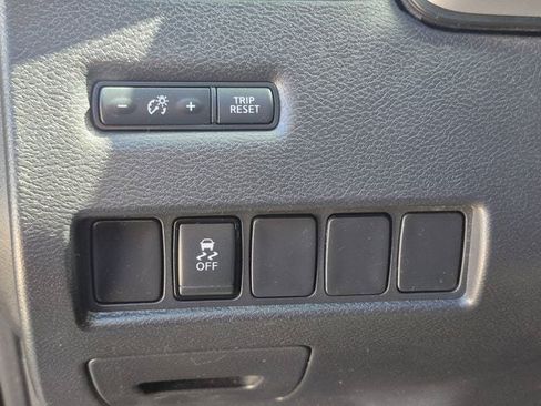 Used 2019 Nissan Murano SV AWD/4WD image 9
