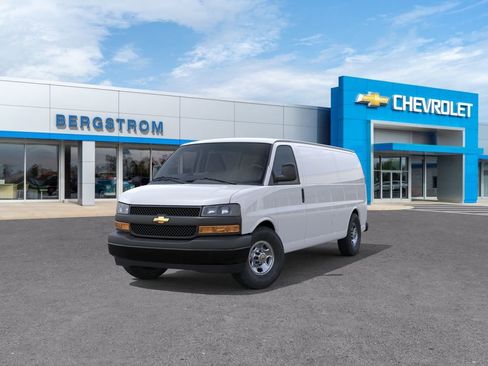 New 2026 Chevrolet Express 3500 Extended RWD image 8
