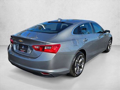 Used 2023 Chevrolet Malibu LT image 5