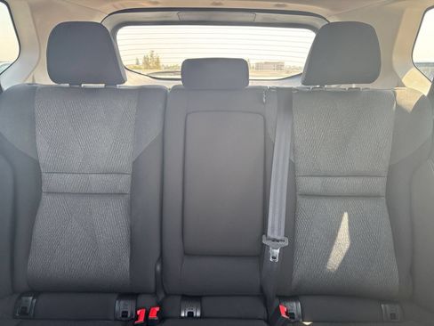 Used 2025 Nissan Rogue SV AWD/4WD image 40