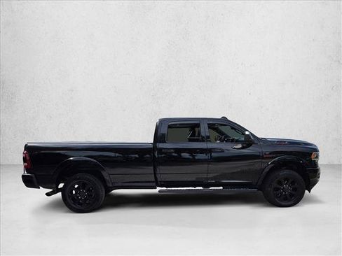 Used 2022 RAM 3500 Laramie w/ Night Edition AWD/4WD image 4