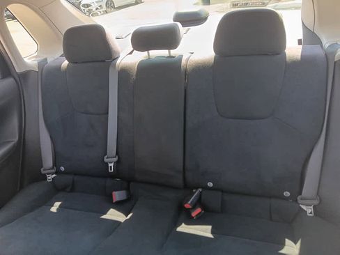 Used 2010 Subaru Impreza 2.5i AWD/4WD image 13