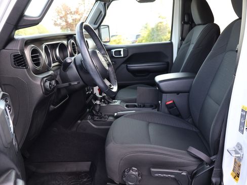 Used 2020 Jeep Wrangler Unlimited Sport S image 10