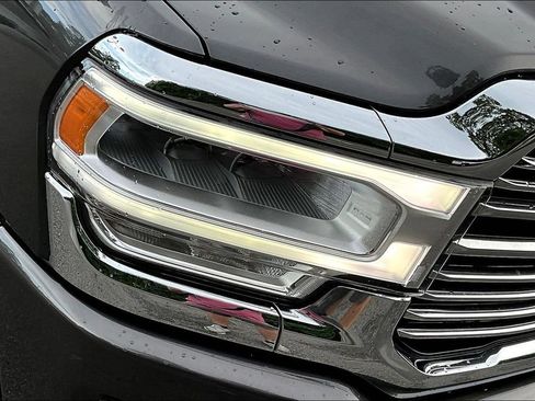 Used 2024 RAM 2500 Laramie AWD/4WD image 34