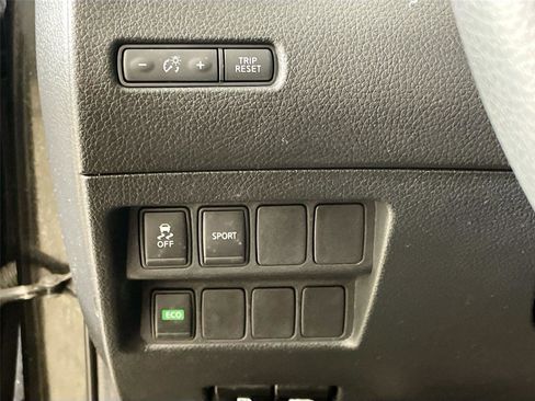 Used 2016 Nissan Rogue S image 14