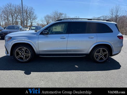 New 2026 Mercedes-Benz GLS 450 4MATIC image 5