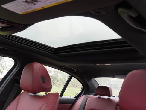 Certified 2025 BMW 330i Sedan RWD image 14
