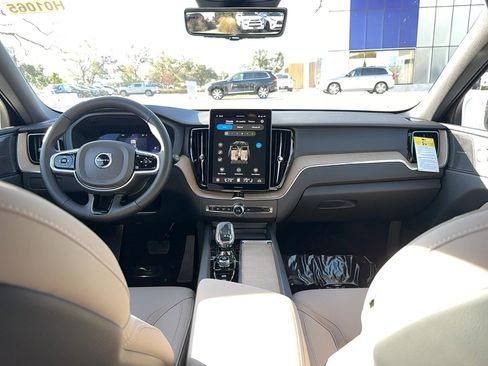 Used 2026 Volvo XC60 B5 Plus w/ Protection Package Premier AWD/4WD image 16