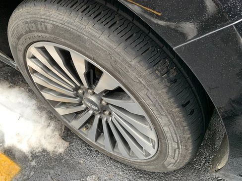 Used 2019 Lincoln Navigator Reserve w/ Cargo Package image 5