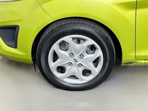 Used 2013 Ford Fiesta SE image 23