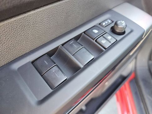 Used 2025 Toyota Tundra Limited w/ TRD Off-Road Package image 31