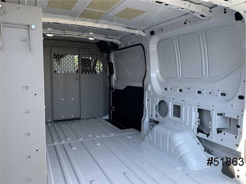 Used 2023 Ford E-Transit Low Roof image 11