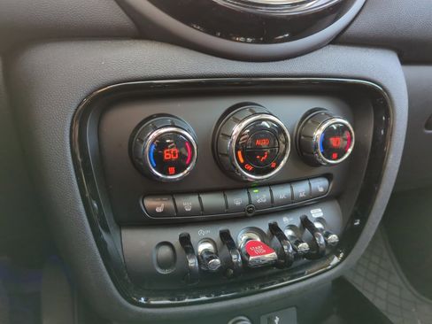 Used 2019 MINI Cooper Clubman S image 26