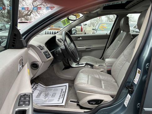 Used 2005 Volvo V50 2.4i image 3