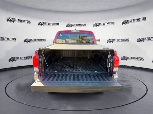 Used 2021 Toyota Tacoma SR5 image 31