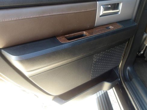 Used 2015 Ford Expedition King Ranch RWD image 16