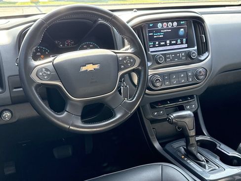 Used 2018 Chevrolet Colorado Z71 RWD image 21