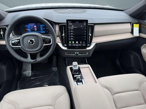 New 2026 Volvo XC90 B6 Plus w/ Protection Package AWD/4WD image 15