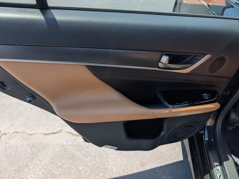 Used 2017 Lexus GS 350 F Sport RWD image 3