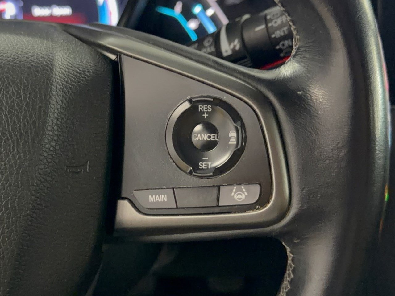 Used 2019 Honda Civic EX-L image 19