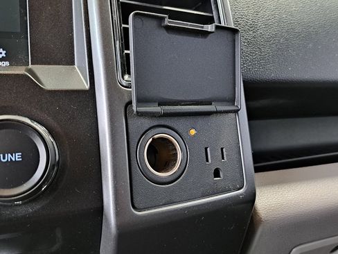 Used 2018 Ford F150 XLT w/ Equipment Group 302A Luxury image 20