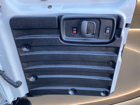 Used 2025 GMC Savana 2500 w/ Driver Convenience Package RWD image 21