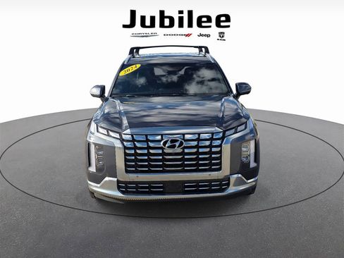 Used 2024 Hyundai Palisade Calligraphy image 2