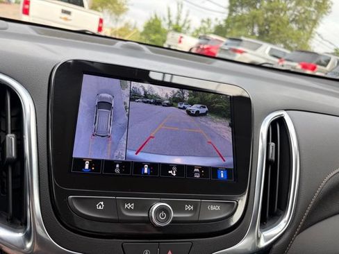 Used 2023 Chevrolet Equinox Premier FWD image 31