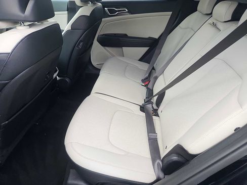 Used 2023 Kia Sportage EX AWD/4WD image 30