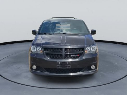 Used 2018 Dodge Grand Caravan GT FWD image 2