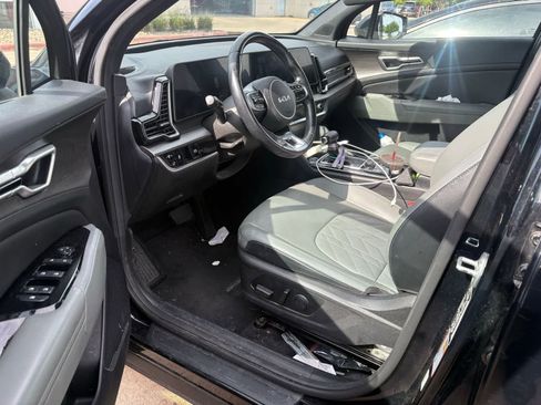 Used 2023 Kia Sportage X-Line w/ X-Line Premium Package AWD/4WD image 6