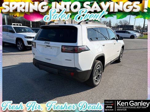 New 2026 Jeep Cherokee Laredo image 8