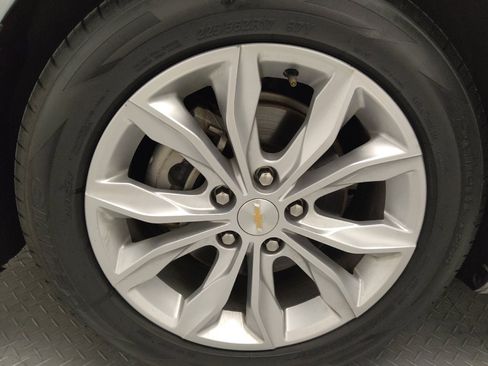 Used 2023 Chevrolet Malibu LT FWD image 31