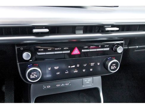 New 2026 Hyundai Ioniq 9 S image 16