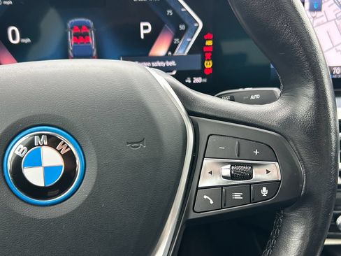 Used 2023 BMW i4 eDrive40 w/ Premium Package RWD image 20