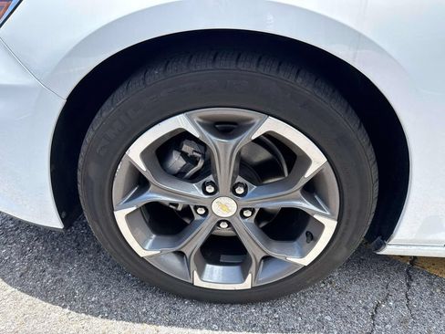 Used 2020 Chevrolet Malibu LT FWD image 4