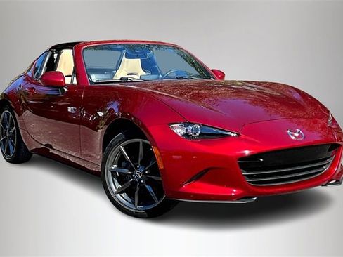 Used 2019 MAZDA MX-5 Miata RF Grand Touring image 1