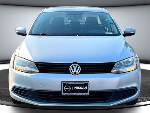 Used 2014 Volkswagen Jetta SE FWD image 3