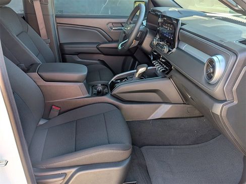 New 2026 Chevrolet Colorado LT image 24