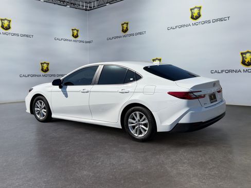 Used 2025 Toyota Camry LE FWD image 3