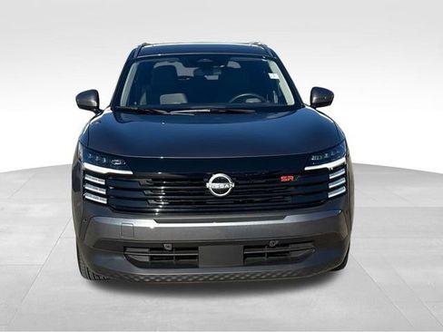 Used 2025 Nissan Kicks SR w/ SR Premium Package image 2