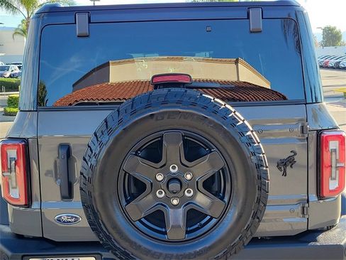 Used 2025 Ford Bronco Outer Banks image 27