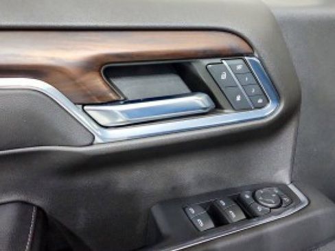 Used 2023 GMC Sierra 1500 SLT image 20