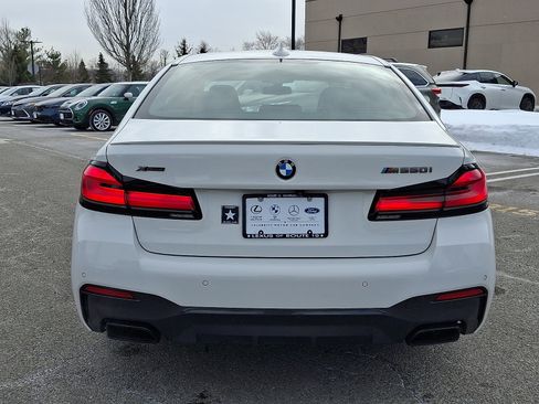 Used 2022 BMW M550i xDrive w/ Premium Package image 5